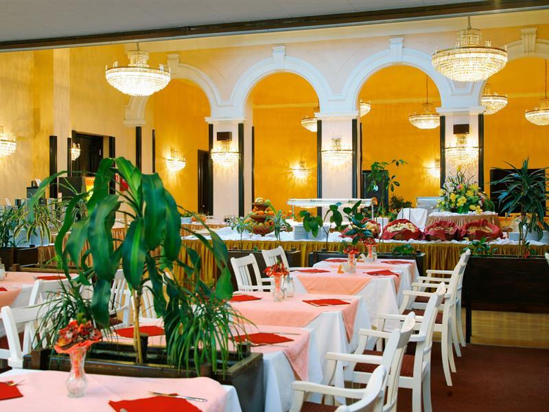 Hotel Opatija Exterior foto